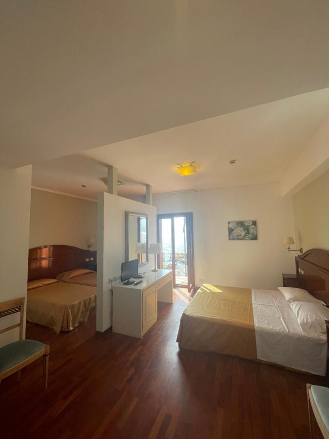 Hotel La Lampara Reggio Calabria Exterior foto