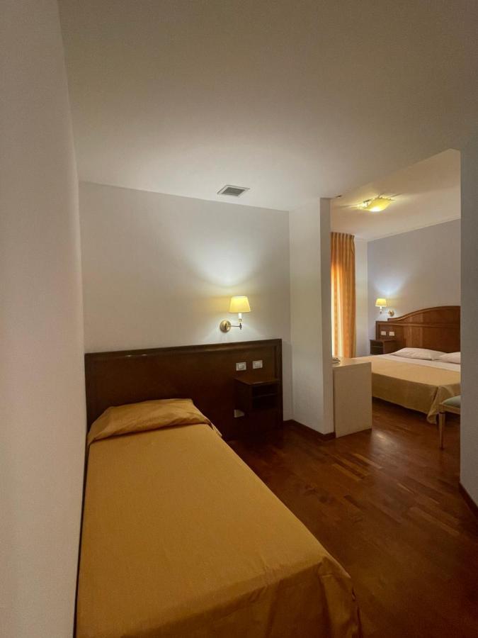Hotel La Lampara Reggio Calabria Exterior foto